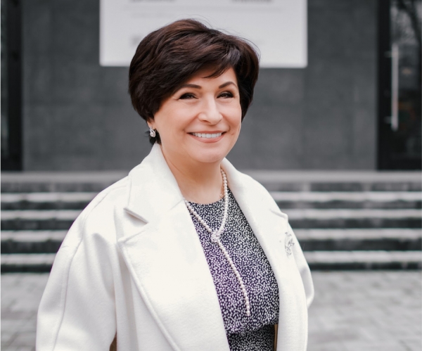 РЕКТОР НАЦИОНАЛЬНОГО ИНСТИТУТА ДИЗАЙНА ГАЛИНА АНАТОЛЬЕВНА КУВШИНОВА ЗАЩИТИЛА ДОКТОРСКУЮ ДИССЕРТАЦИЮ С ОТЛИЧИЕМ!